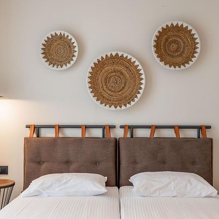 Kamara Rooms Sarande Bagian luar foto