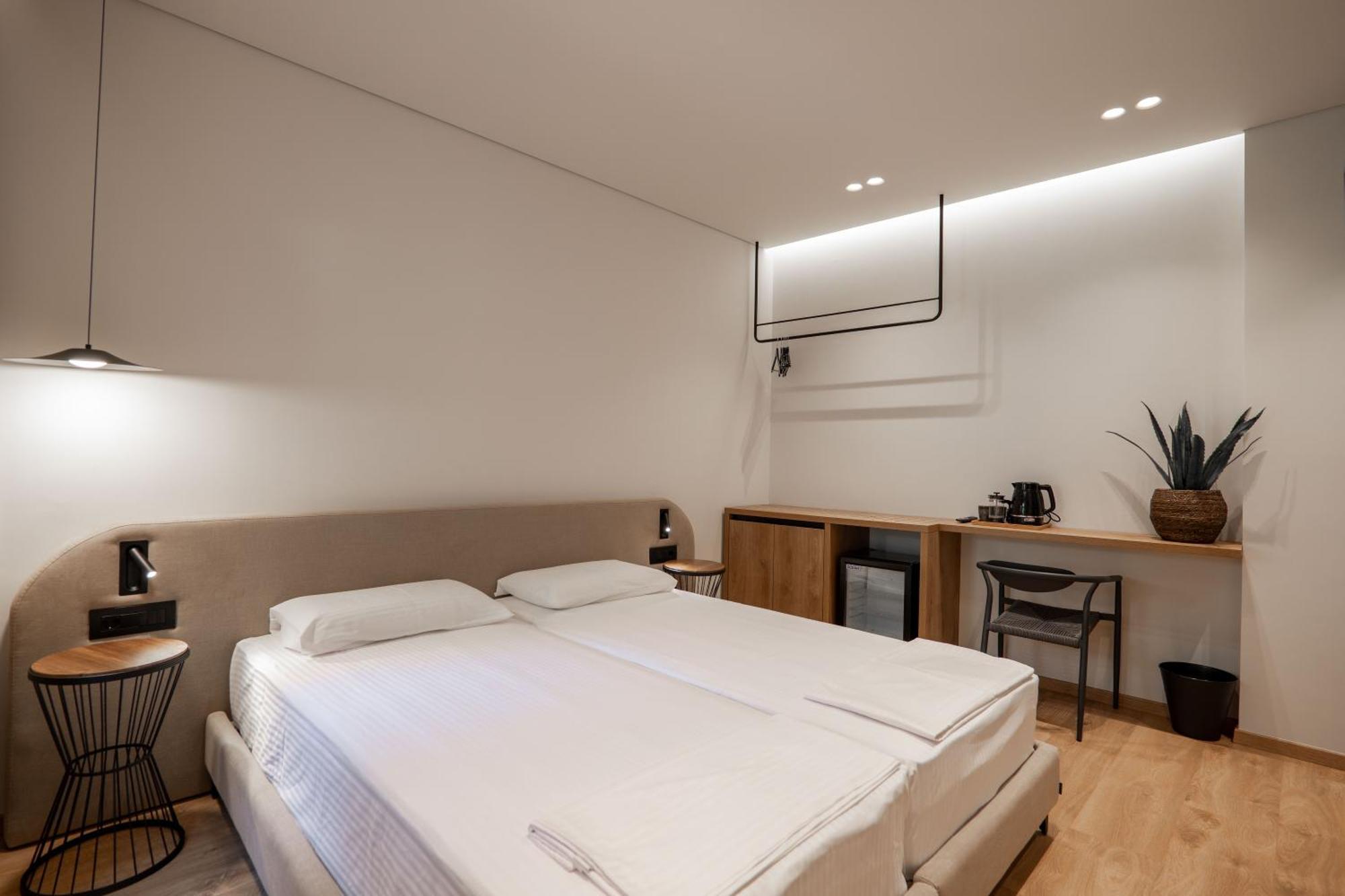 Kamara Rooms Sarande Bagian luar foto