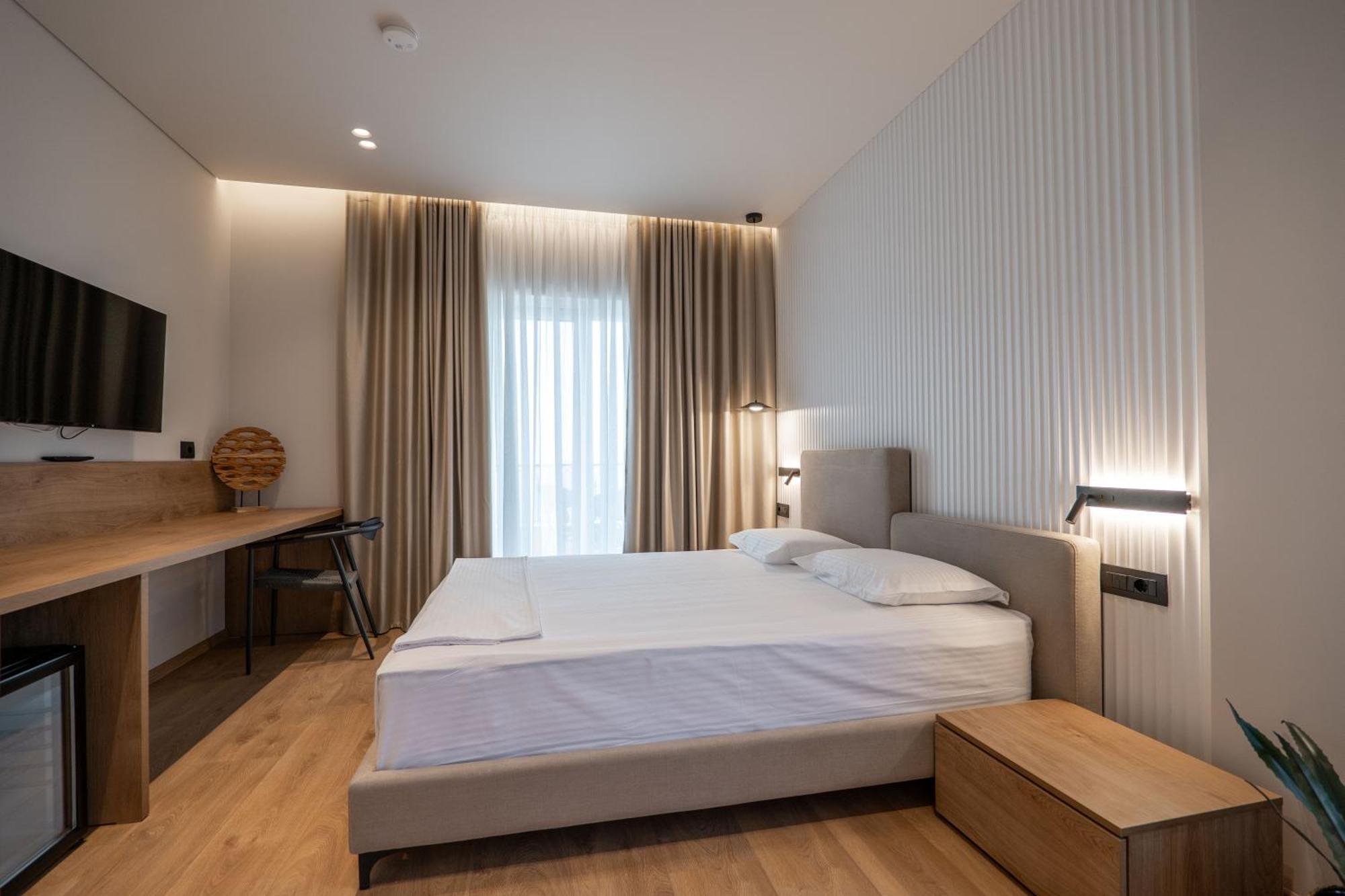 Kamara Rooms Sarande Bagian luar foto