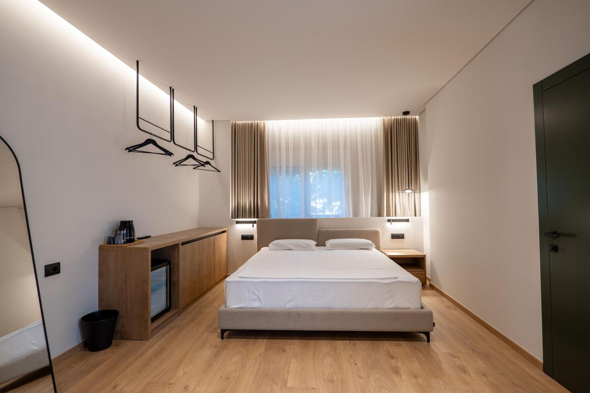 Kamara Rooms Sarande Bagian luar foto