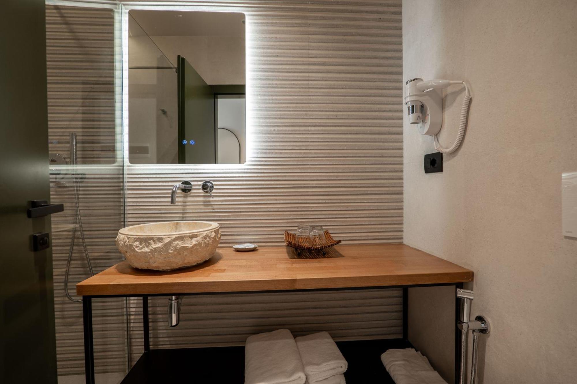 Kamara Rooms Sarande Bagian luar foto